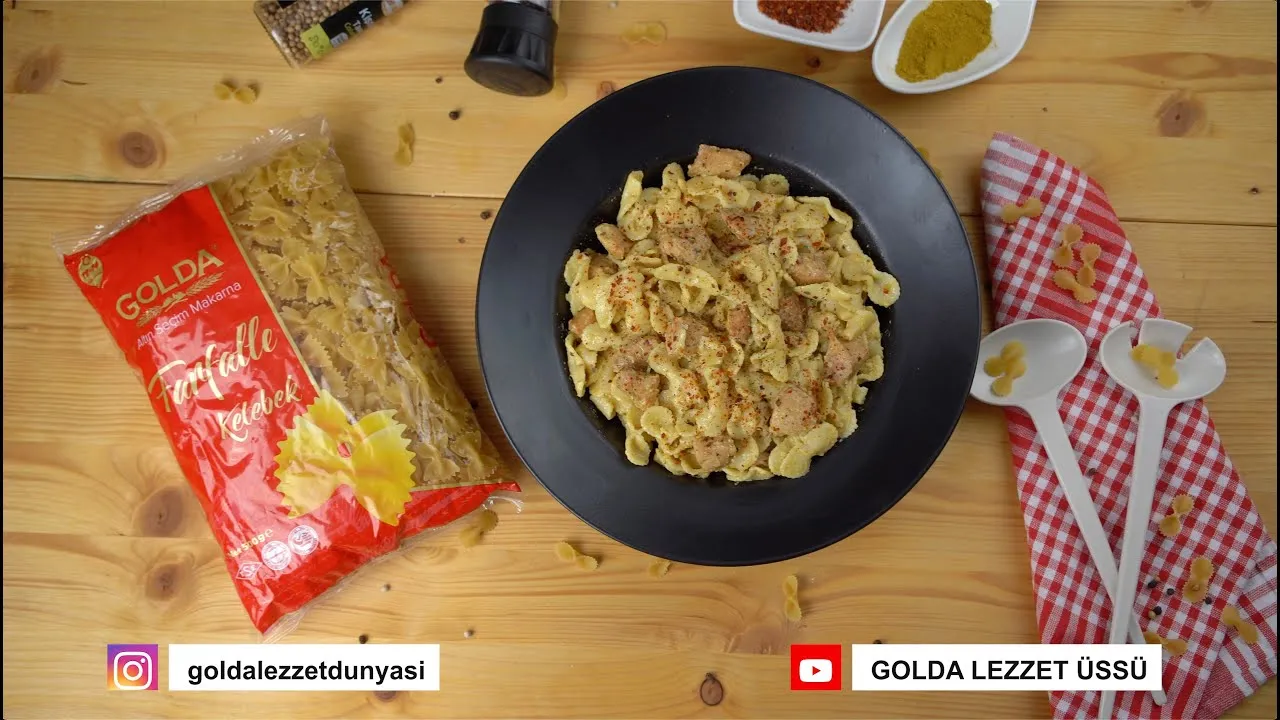 Golda Kelebek Makarna ile Tavuklu Kori Soslu